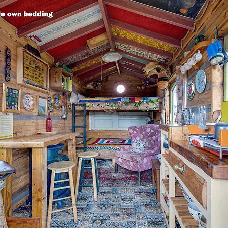 2 X Double Bed Glamping Wagon In Dalby Forest Scarborough Ngoại thất bức ảnh